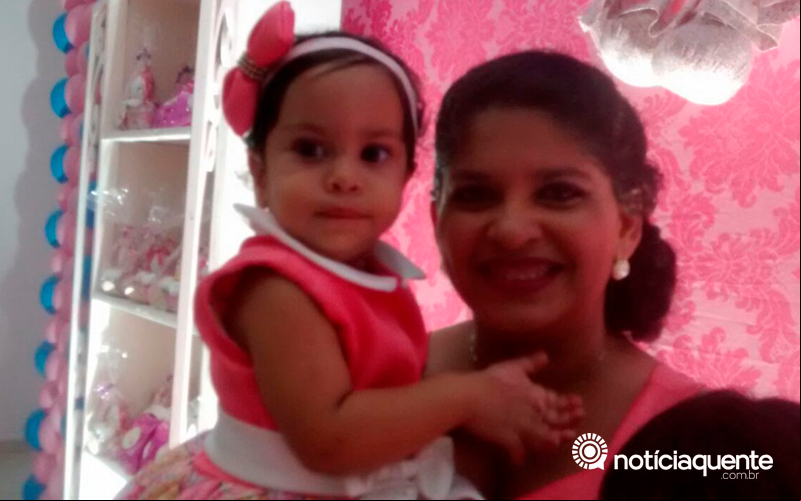 Maria Antonia completa 1 aninho de vida.