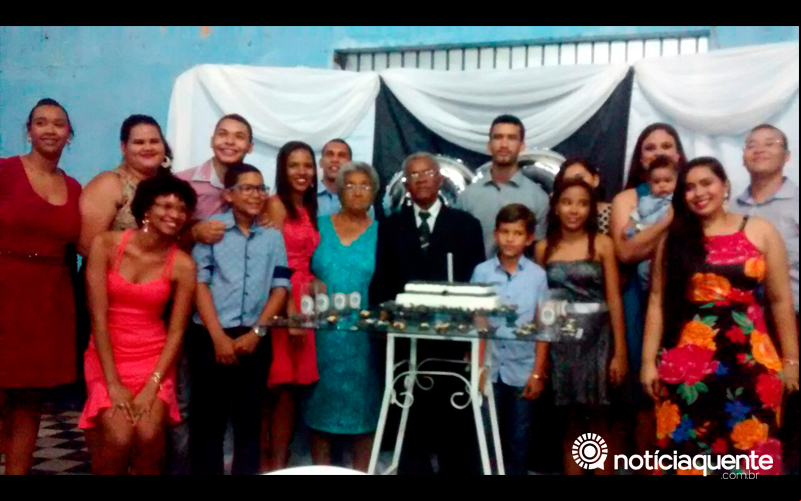 O Sr. Luiz Elias do Nascimento comemorou seus 82 anos de vida