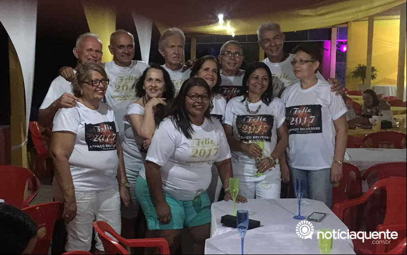 Reveillon na Terra do Sol Espelho da Lua